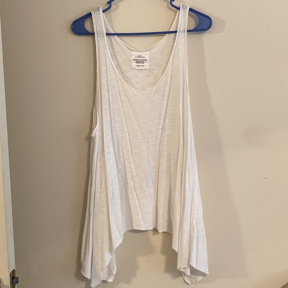 ⭐️ Natural Michelle Creative Factory Shark Bite Tank L